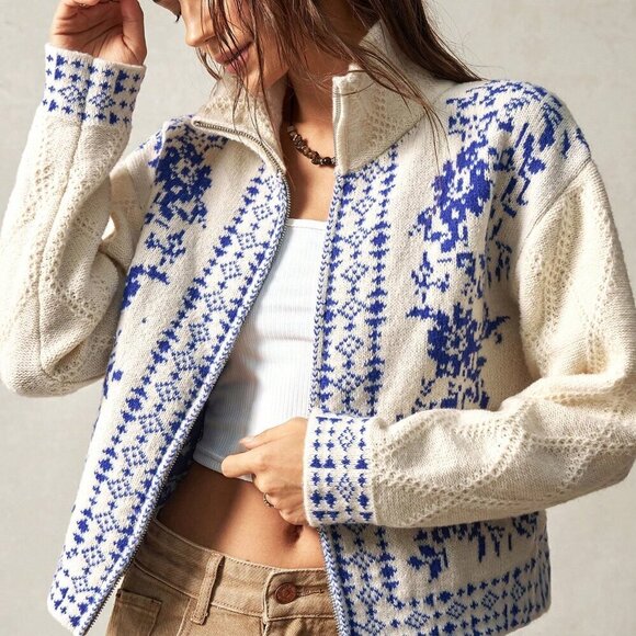 Casual Women's Vacation Cardigan Turtleneck Sweater - Picture 3 of 8